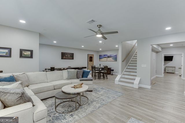 5188 Watchmans Cove, Gainesville, GA 30504