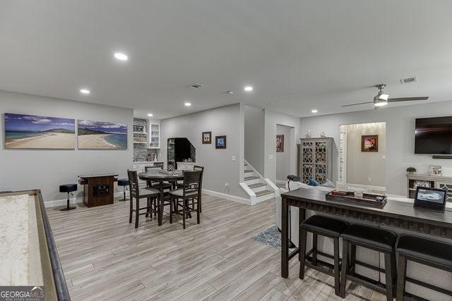 5188 Watchmans Cove, Gainesville, GA 30504