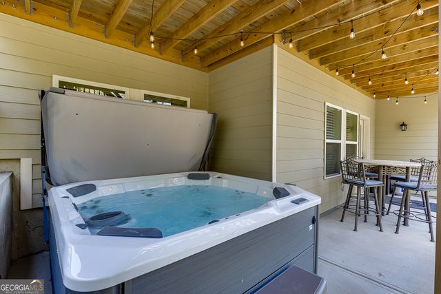 5188 Watchmans Cove, Gainesville, GA 30504