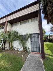 1800 WARRINGWOOD DRIVE C6, Orlando, FL 32839