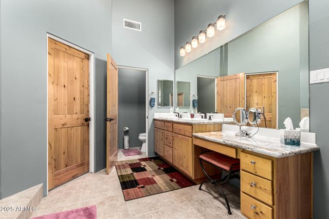 20022 W HIGHLAND Avenue, Litchfield Park, AZ 85340