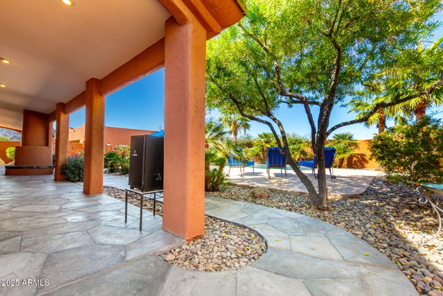 20022 W HIGHLAND Avenue, Litchfield Park, AZ 85340