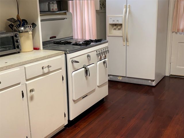 107 West Wheat Street W, Woodville, TX 75979