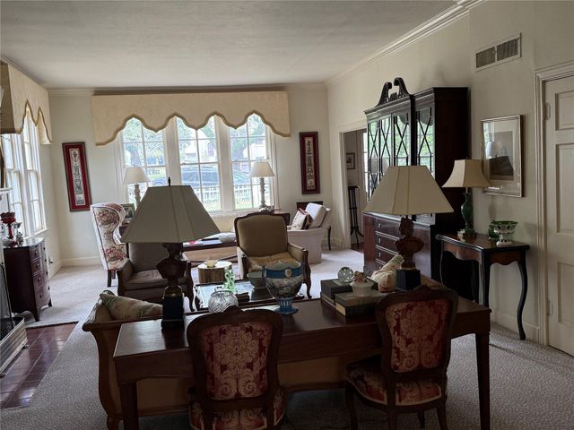 107 West Wheat Street W, Woodville, TX 75979