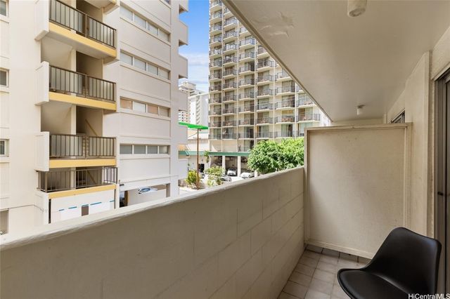2450 Prince Edward Street 308A, Honolulu, HI 96815