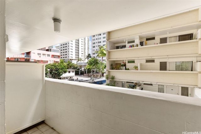 2450 Prince Edward Street 308A, Honolulu, HI 96815