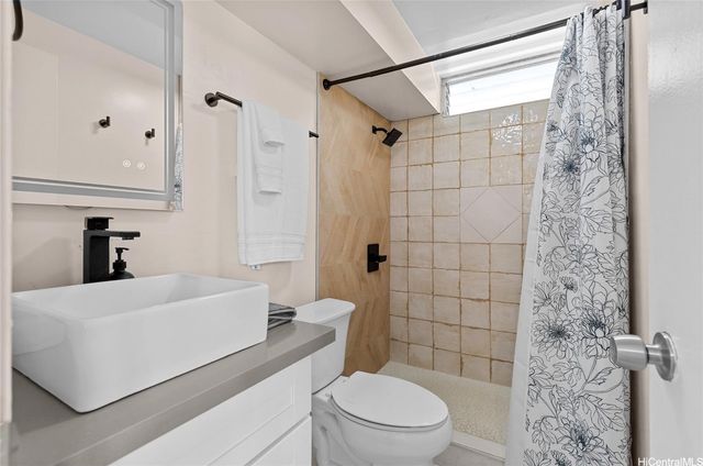 2450 Prince Edward Street 308A, Honolulu, HI 96815