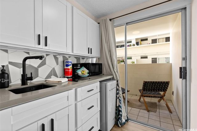 2450 Prince Edward Street 308A, Honolulu, HI 96815