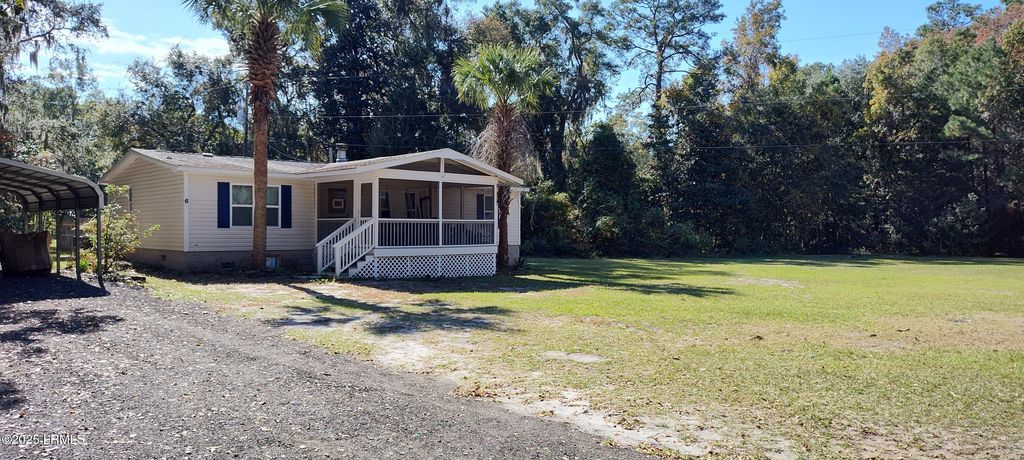 6 Hickory Hill Road, St. Helena Island, SC 29920