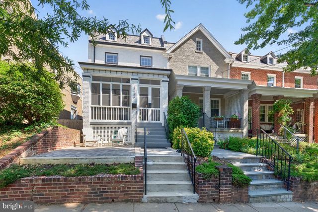 3909 W ST NW, Washington, DC 20007
