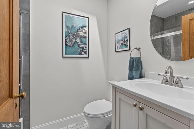 3909 W ST NW, Washington, DC 20007