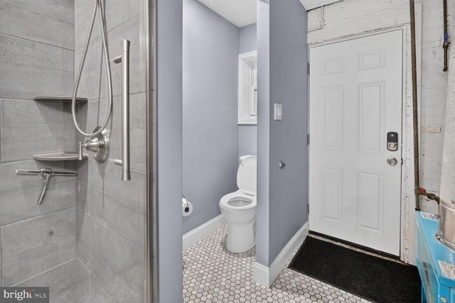 3909 W ST NW, Washington, DC 20007