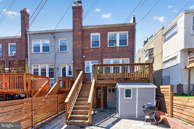 3909 W ST NW, Washington, DC 20007