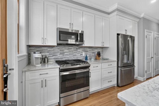 3909 W ST NW, Washington, DC 20007