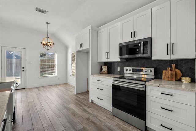 6087 Aldersby Lane, League City, TX 77573