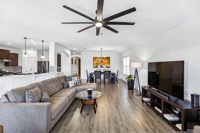 3210 Jacob Ln, San Marcos, TX 78666