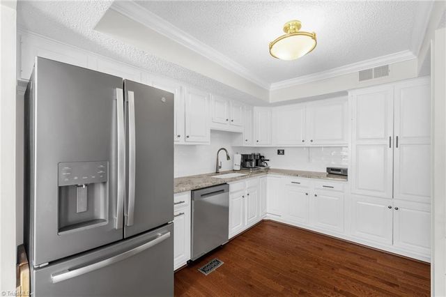 2449 Cypress Court, High Point, NC 27265