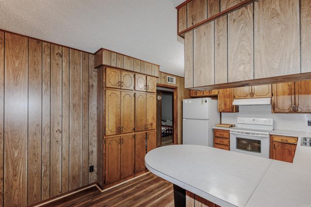 75 Cannon Hill Road, Perryville, AR 72126