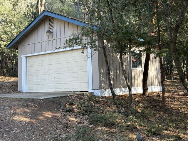 19630 Charleston Rd, Volcano, CA 95687