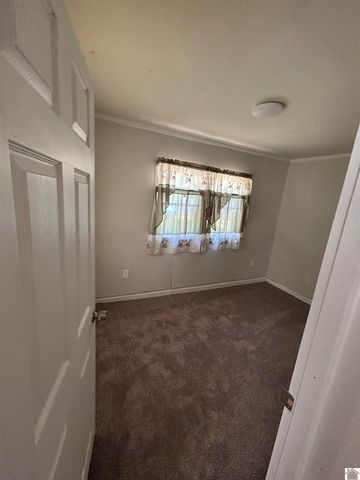 2211 Dixie Ave, Paducah, KY 42003