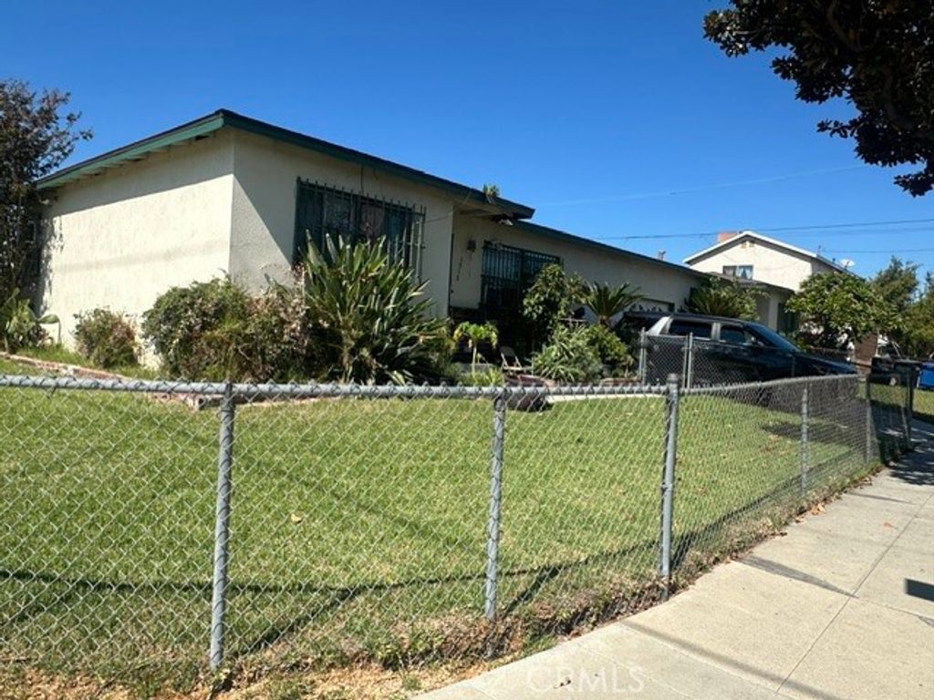 1513 Hendricks, Los Angeles, CA 90022 — photo 2