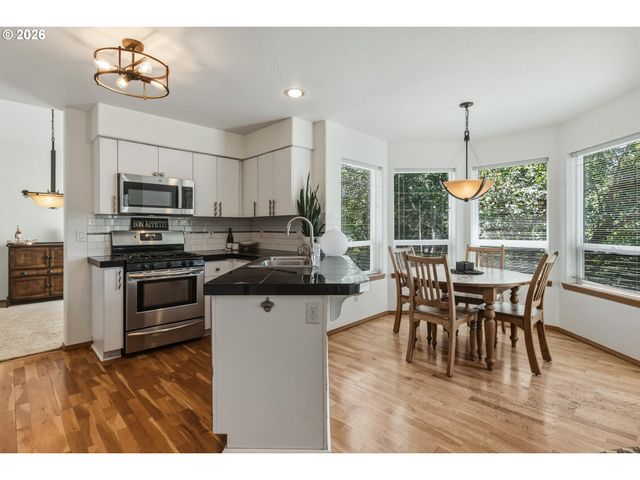 16840 Nw ARGYLE Way, Portland, OR 97229