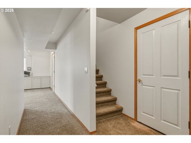 16840 Nw ARGYLE Way, Portland, OR 97229