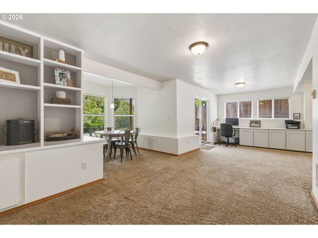 16840 Nw ARGYLE Way, Portland, OR 97229