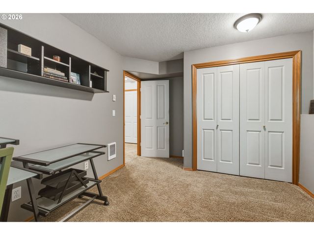 16840 Nw ARGYLE Way, Portland, OR 97229