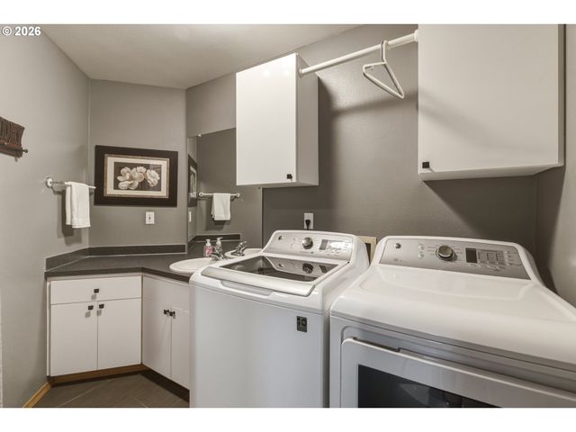 16840 Nw ARGYLE Way, Portland, OR 97229
