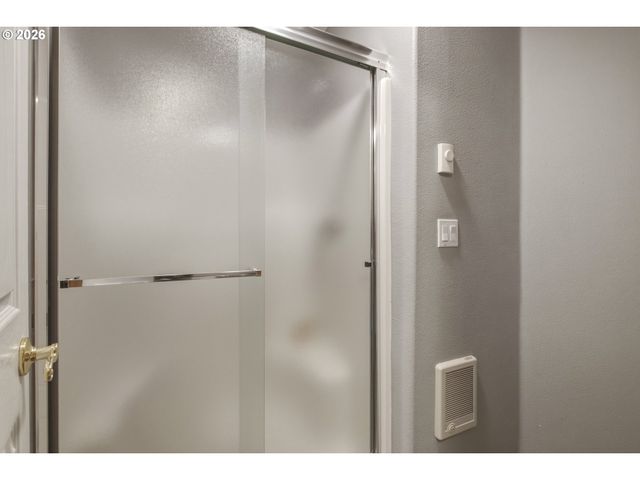 16840 Nw ARGYLE Way, Portland, OR 97229