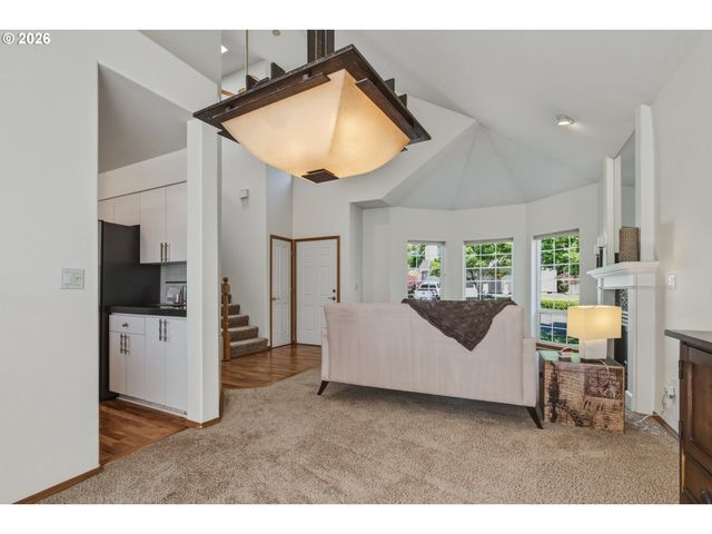 16840 Nw ARGYLE Way, Portland, OR 97229