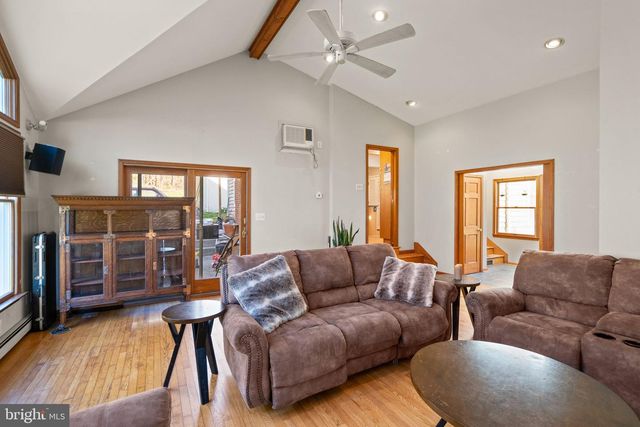 38164 STEVENS RD, Lovettsville, VA 20180