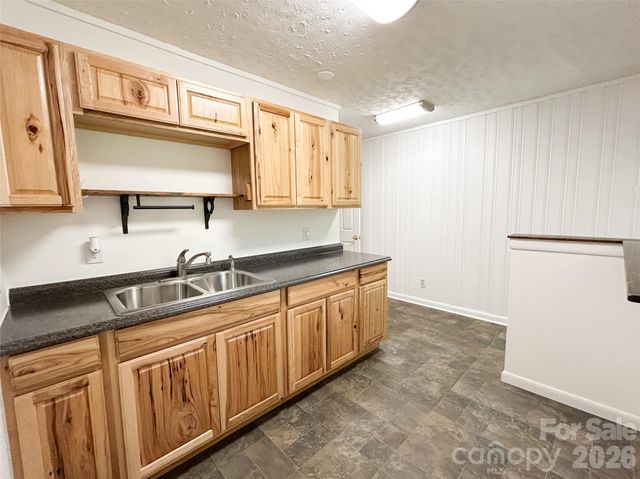119 Hillcrest Street, Shelby, NC 28152