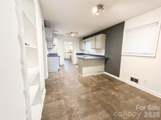 119 Hillcrest Street, Shelby, NC 28152