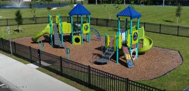 5115 Madras Drive NW, Palm Bay, FL 32907