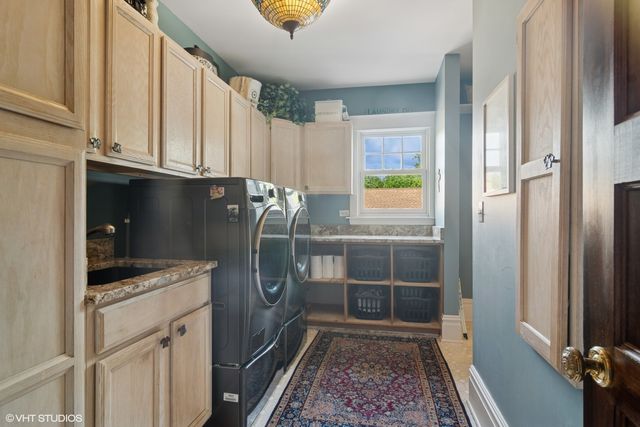 300 E Euclid Avenue, Arlington Heights, IL 60004