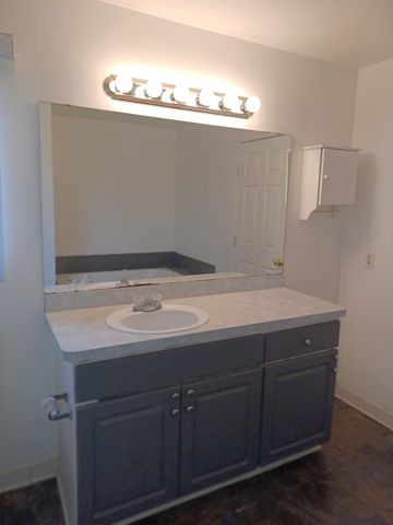 3030 Bald Mountain Road, Auburn Hills, MI 48326