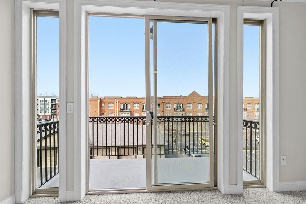 925 Ingleside Avenue, 311, Columbus, OH 43215