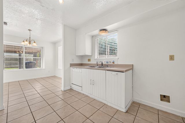 2803 Fir Crest Court, Stafford, TX 77477