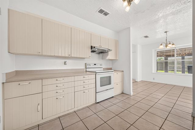 2803 Fir Crest Court, Stafford, TX 77477