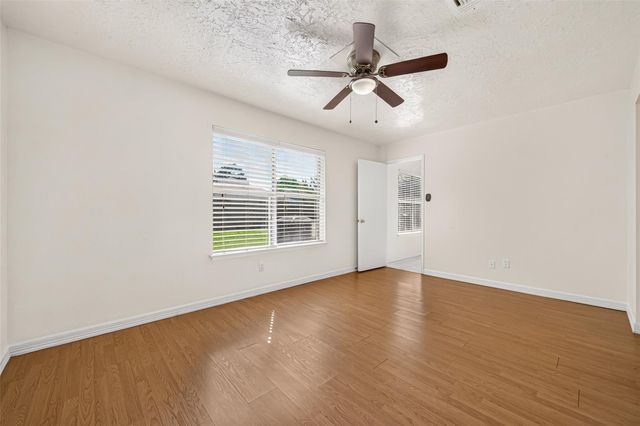 2803 Fir Crest Court, Stafford, TX 77477
