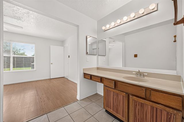 2803 Fir Crest Court, Stafford, TX 77477