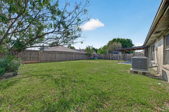 2803 Fir Crest Court, Stafford, TX 77477