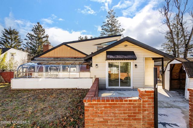 215 Sunset Lane, Howell, NJ 07731