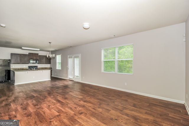 2944 S South Hills, Riverdale, GA 30296