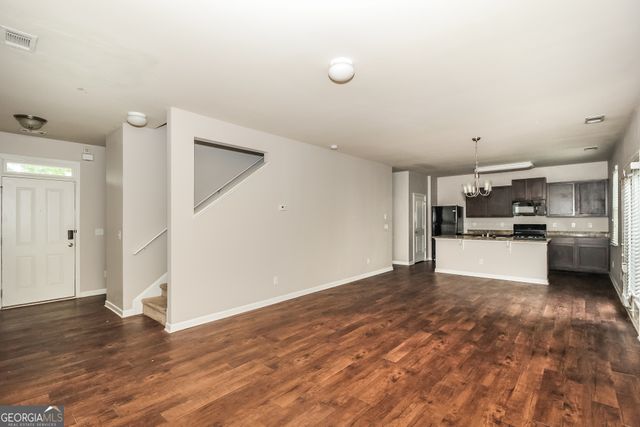 2944 S South Hills, Riverdale, GA 30296