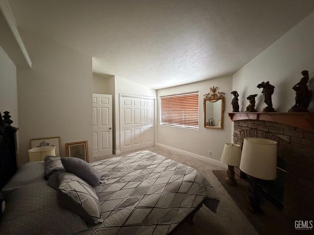 6601 Eucalyptus Drive 236, Bakersfield, CA 93306