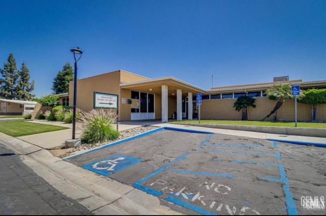 6601 Eucalyptus Drive 236, Bakersfield, CA 93306