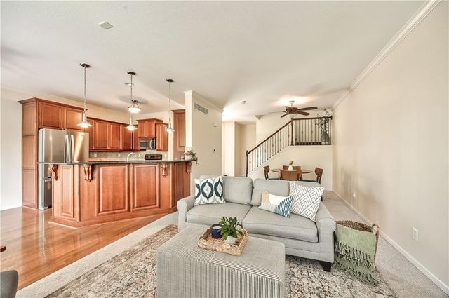 16164 Linden Street, Overland Park, KS 66085